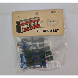 Walthers Cornerstone 933-3100 HO Scale Oil Drum Set In Original Packaging NEW